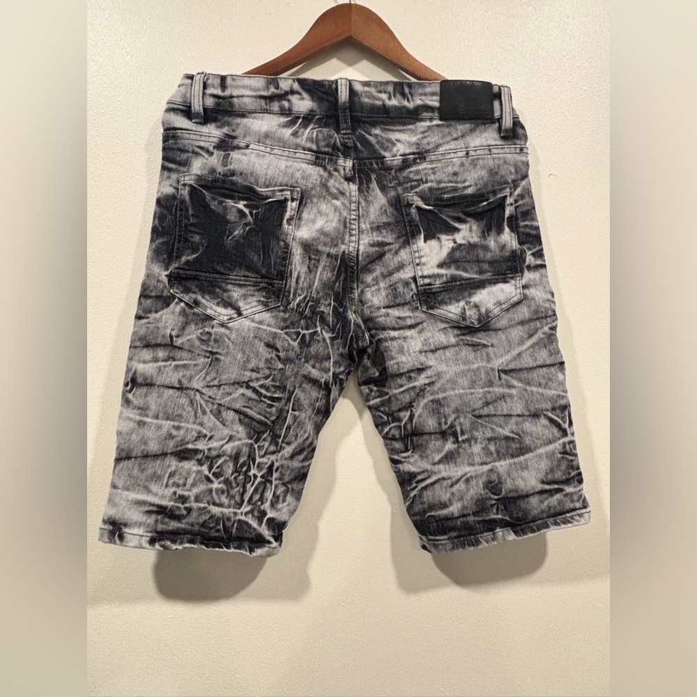 South Pole Gray Denim Shorts with Graphic Prints - Picture 2 of 8